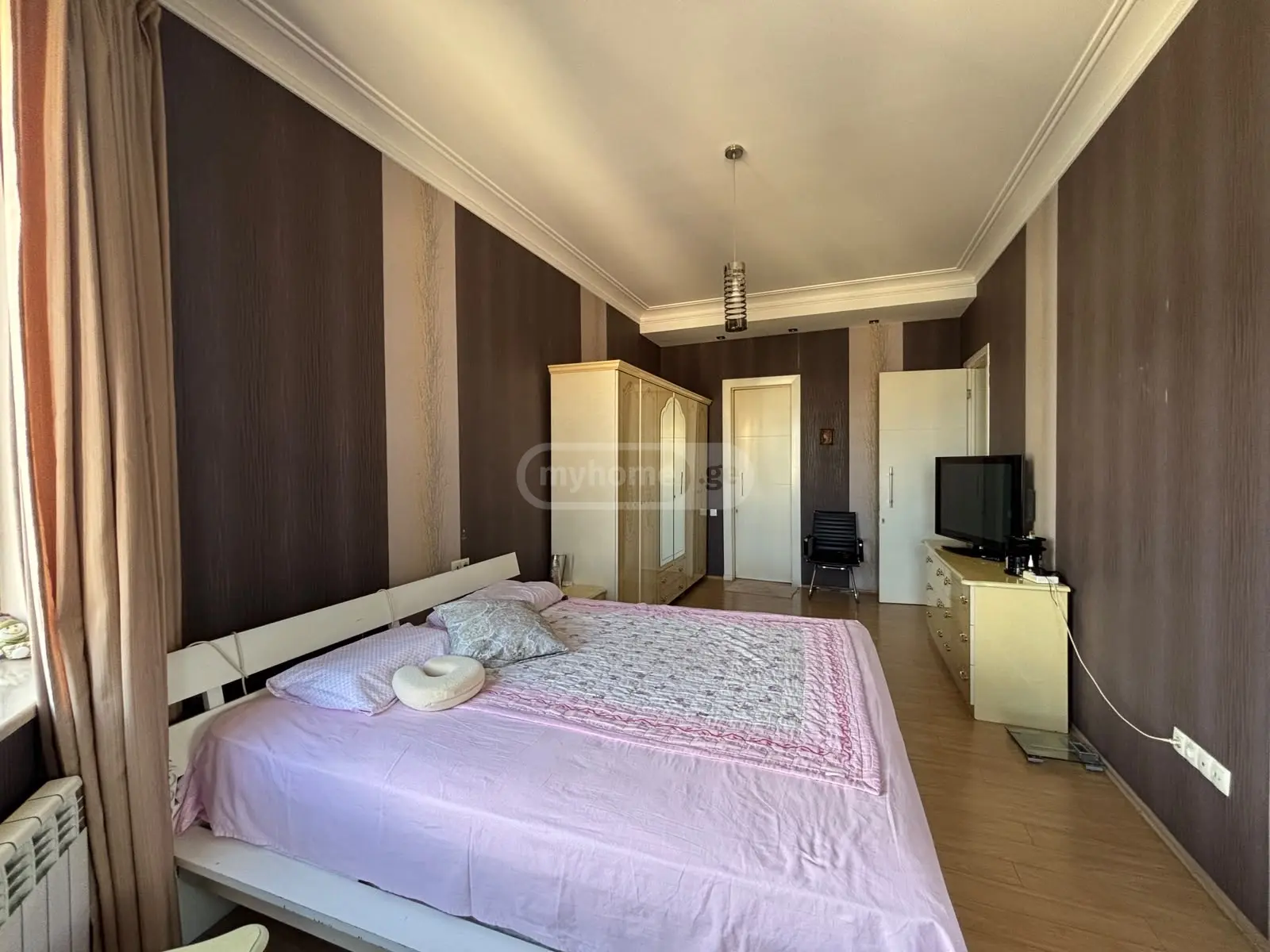 For Sale 5 Room Apartment, 3 of 12