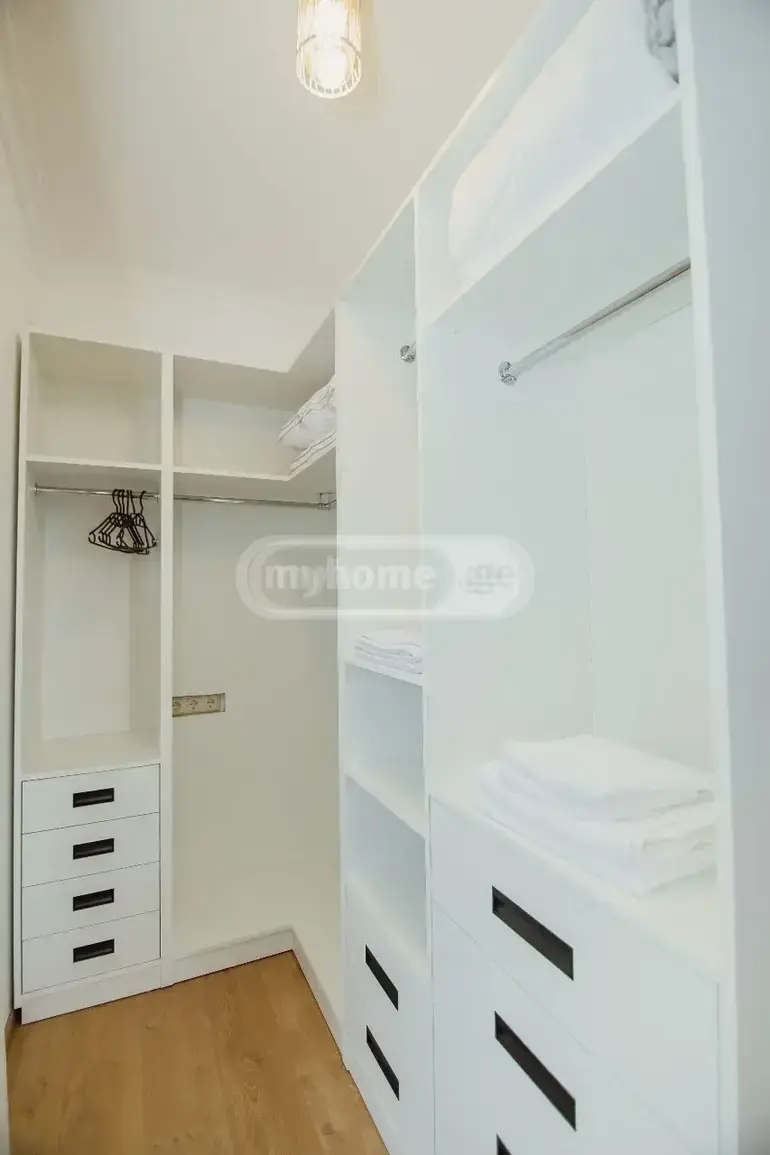 For Sale 10+ Room Private House In Batumi view 5