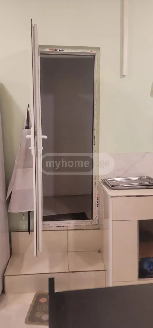 For Rent Universaluri Commercial Space Chughuretshi view 11