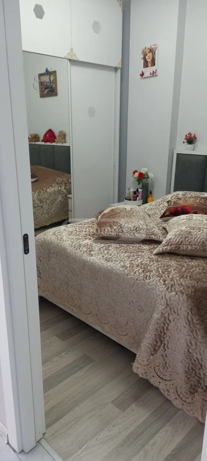 For Sale 3 Room Apartment view 2