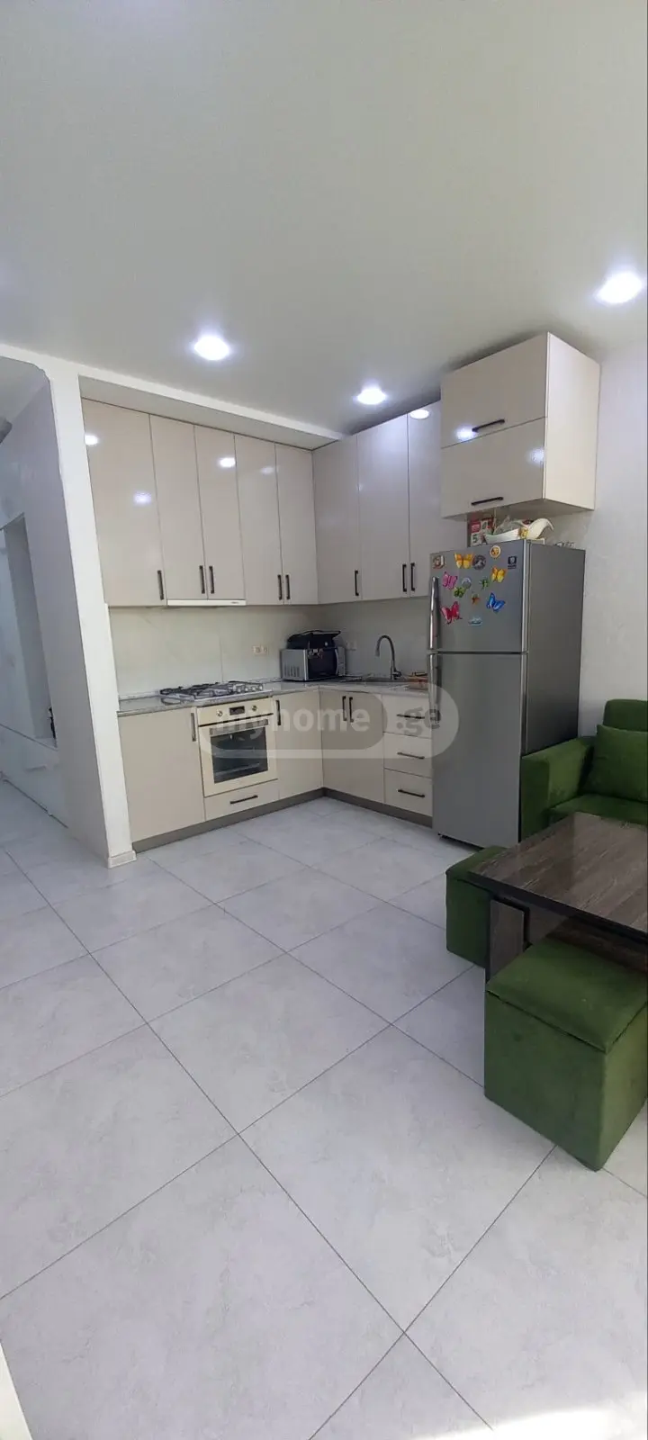 For Sale 3 Room Apartment view 4