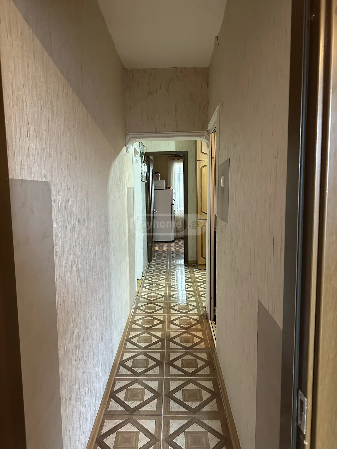 For Sale 5 Room Apartment Kutaisshi view 2