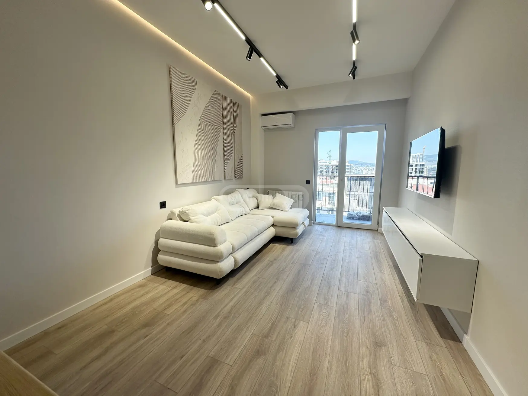 For Sale 2 Room Apartment Nadzaladevshi, 2 of 12