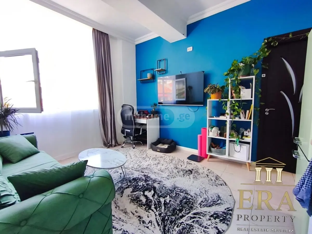 For Sale 2 Room Apartment view 3