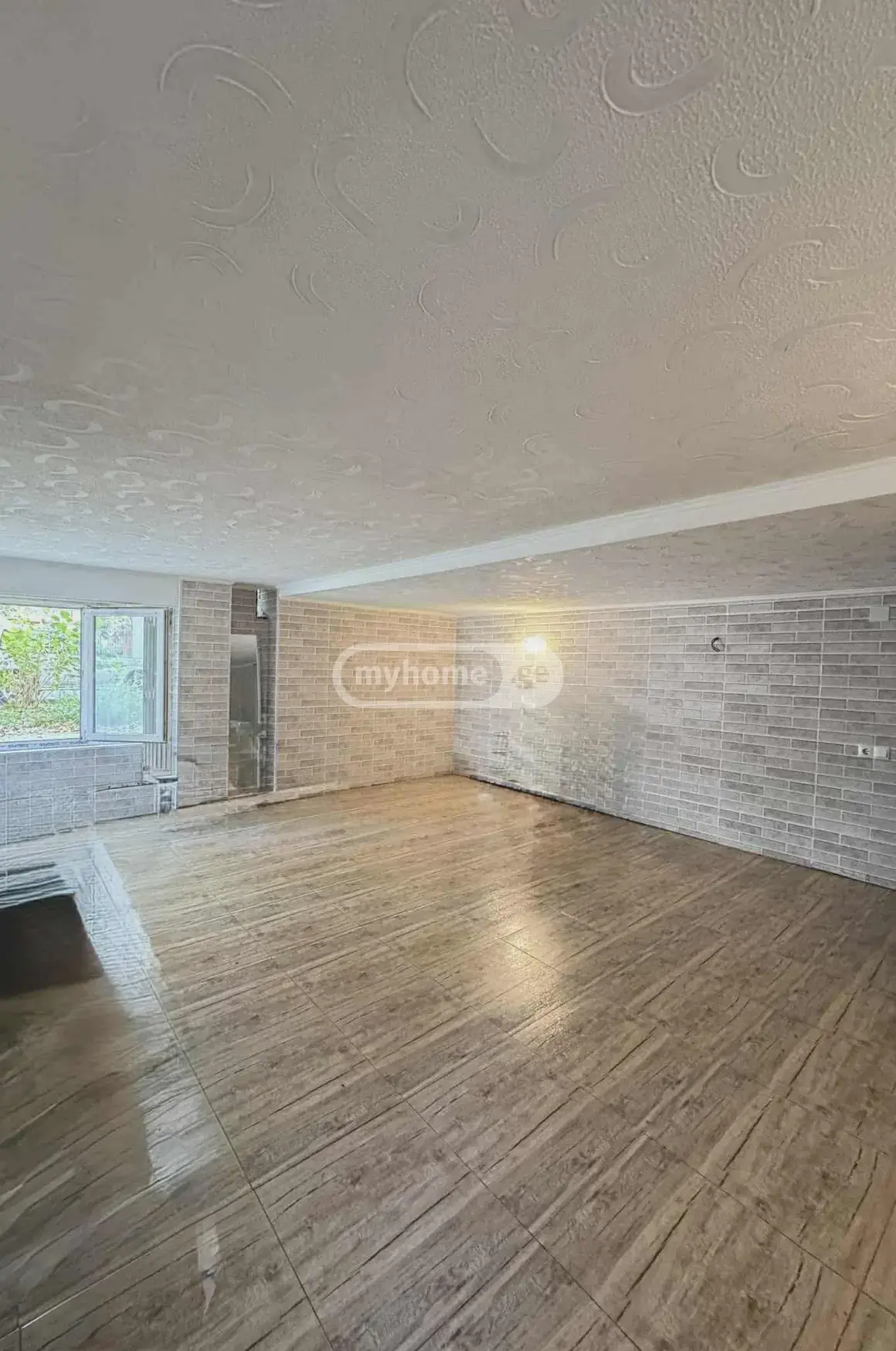 For Sale 3 Room Apartment Kutaisshi view 1