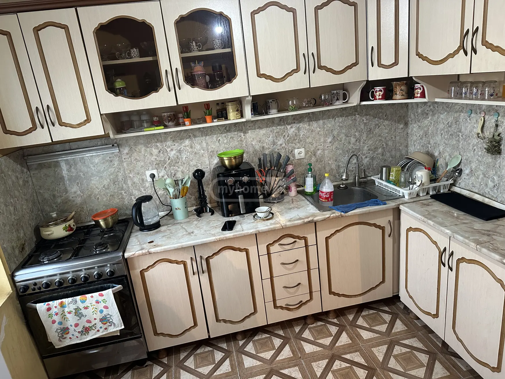 For Sale 5 Room Apartment Kutaisshi view 10