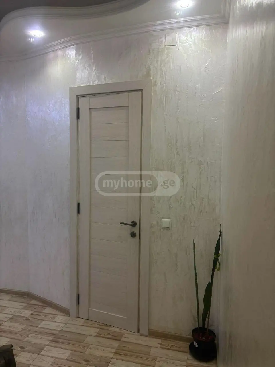 For Sale 3 Room Apartment view 6