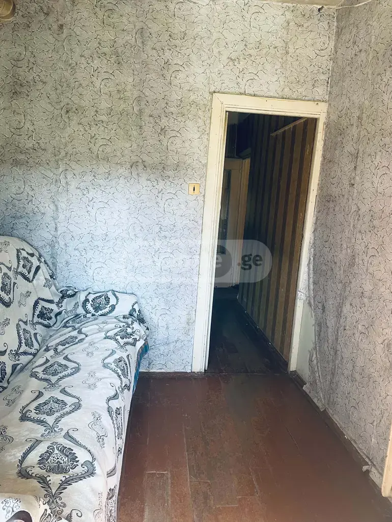 For Sale 1 Room Apartment Kutaisshi view 7