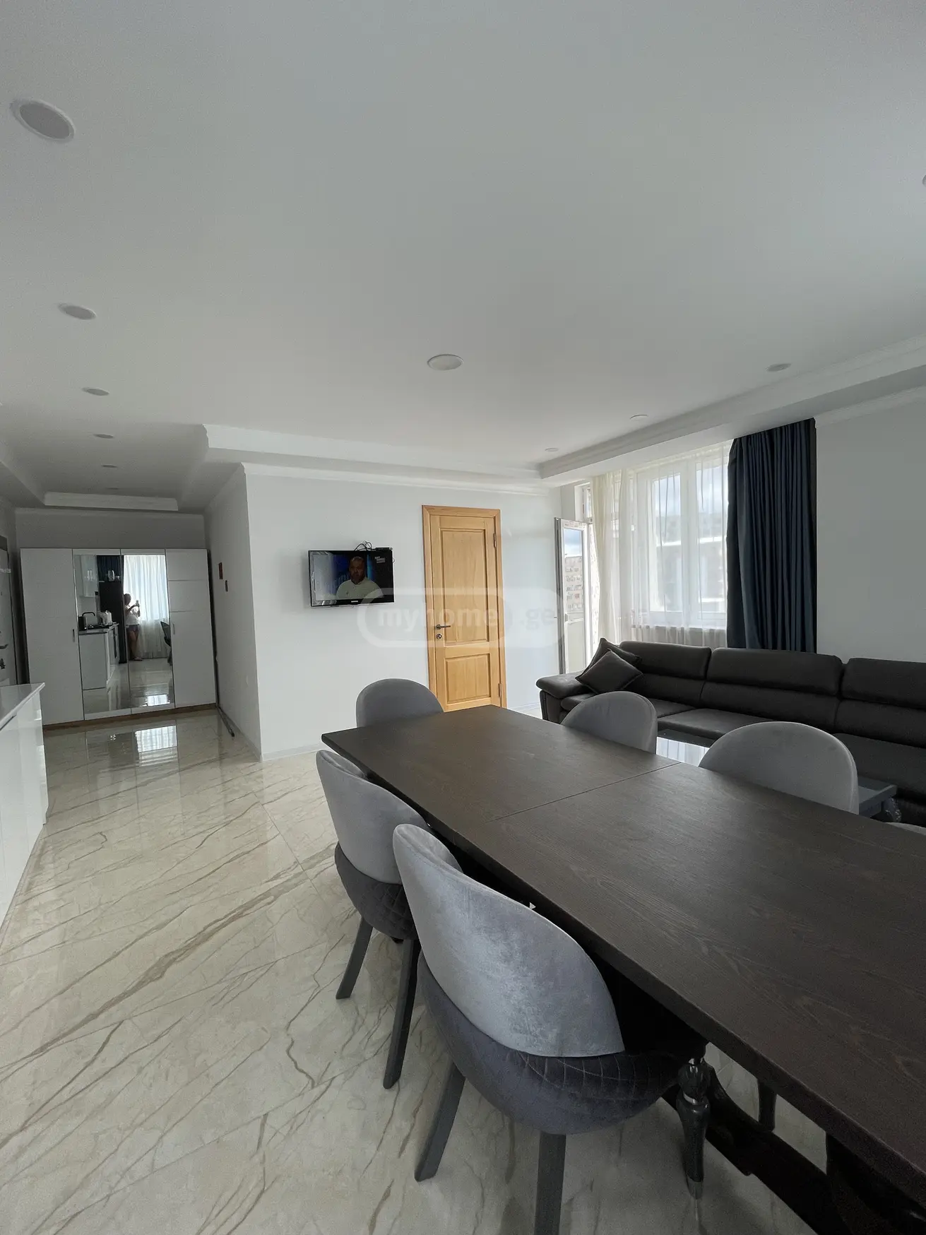 Продажа 2-комната Квартира view 6