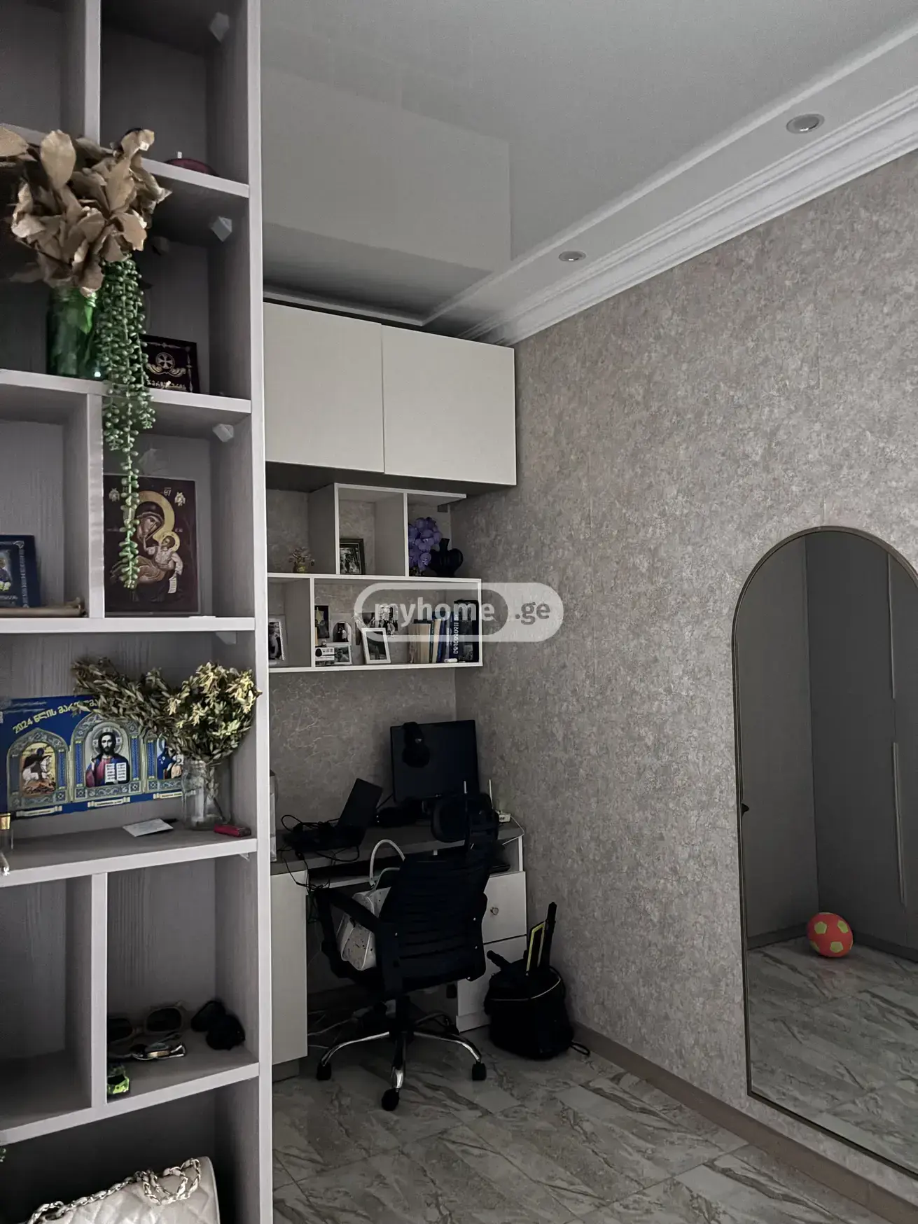 For Sale 3 Room Apartment Kutaisshi view 2