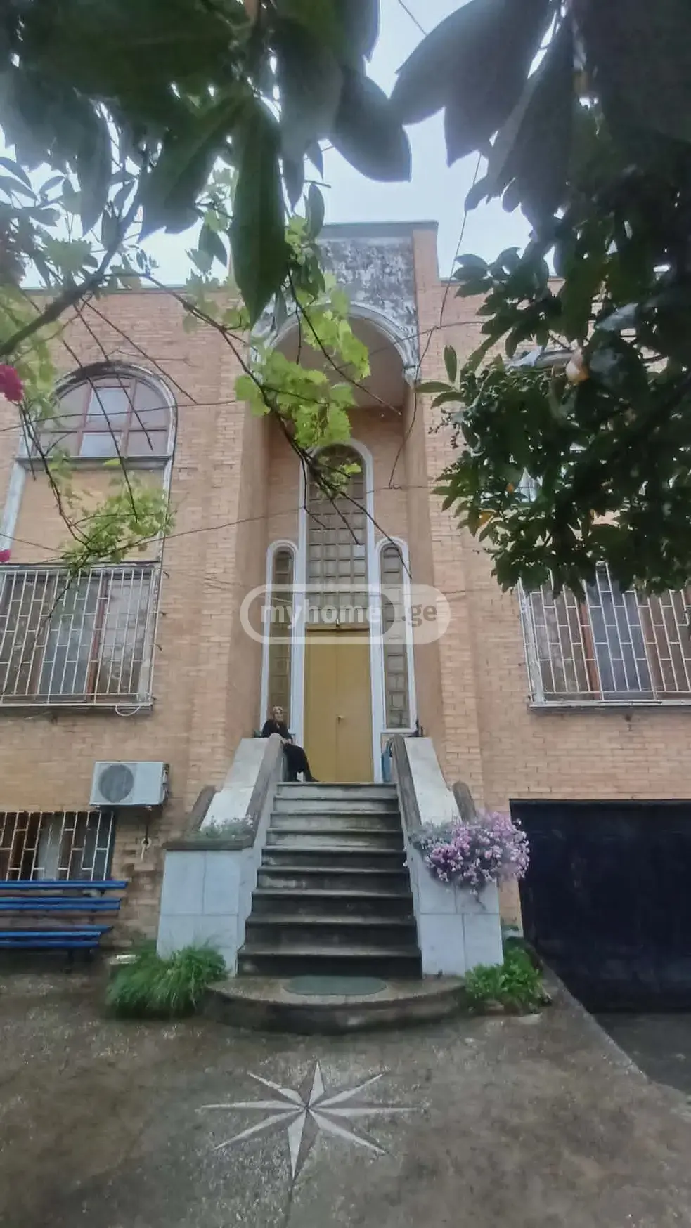 For Sale 10+ Room Sastumro Kutaisshi view 1
