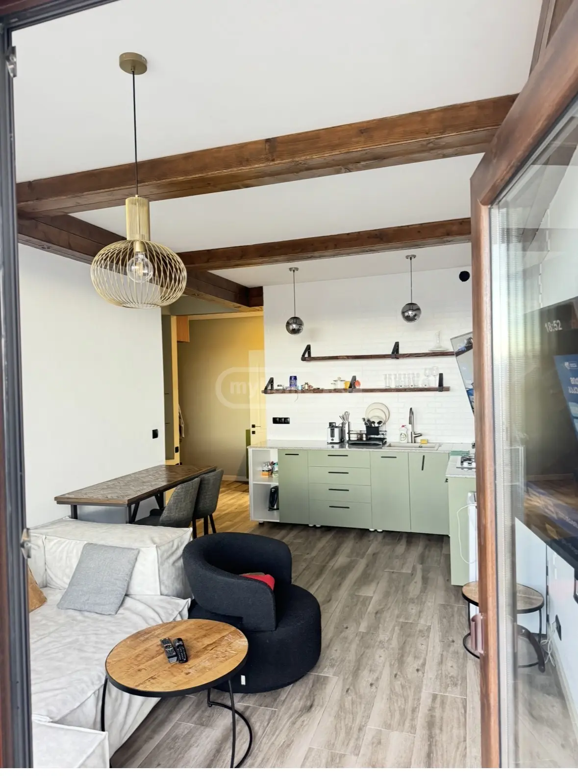 For Sale 3 Room Apartment, 1 of 12