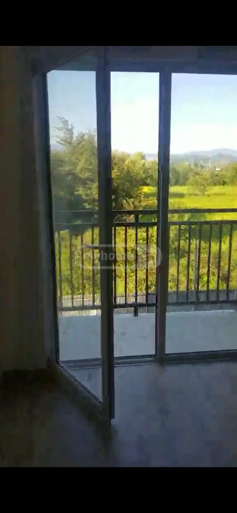 For Sale 2 Room Apartment Kutaisshi view 3