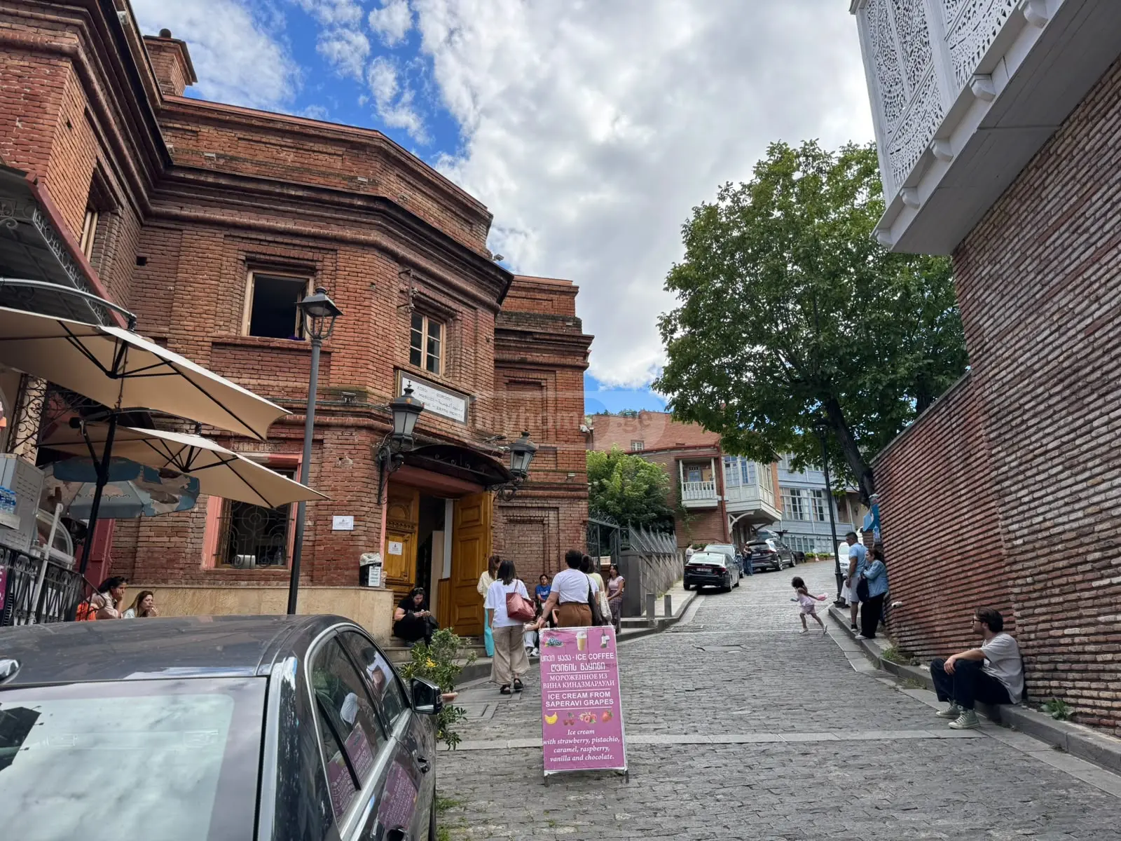 For Sale 4 Room Private House Abanotubanshi, 1 of 12