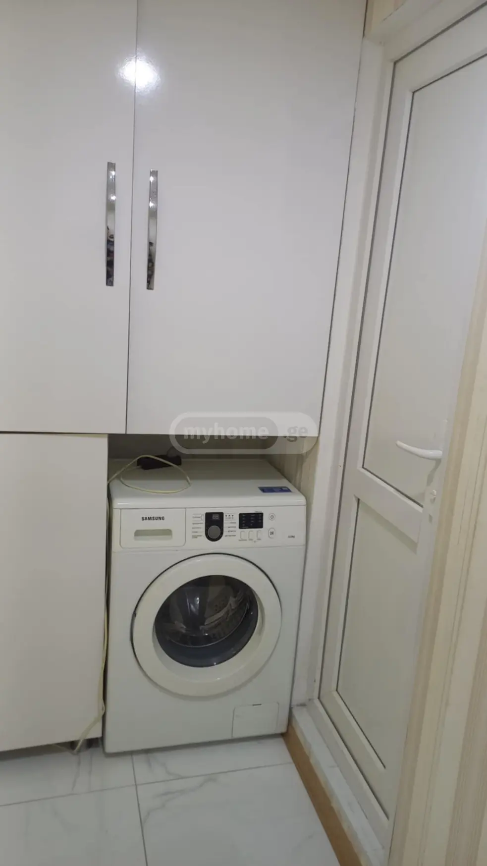 2 Room Flat Daily Rent. Kutaisi view 11