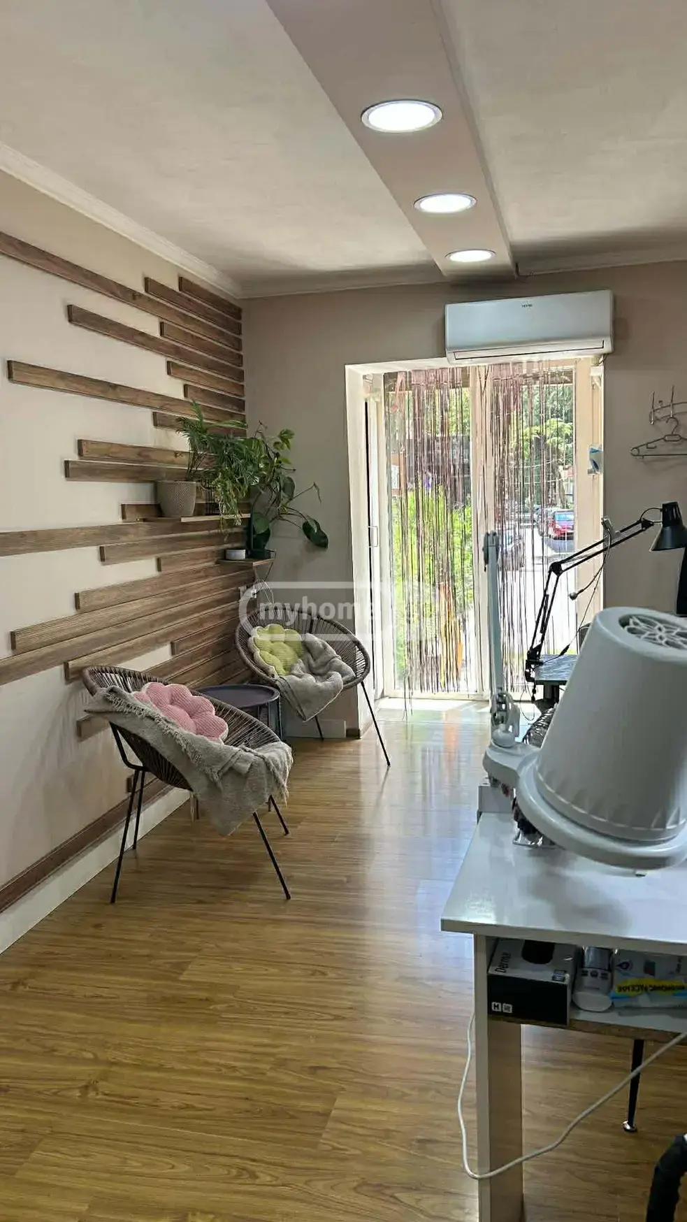 For Rent Universaluri Commercial Space In Saburtalo, 1 of 9