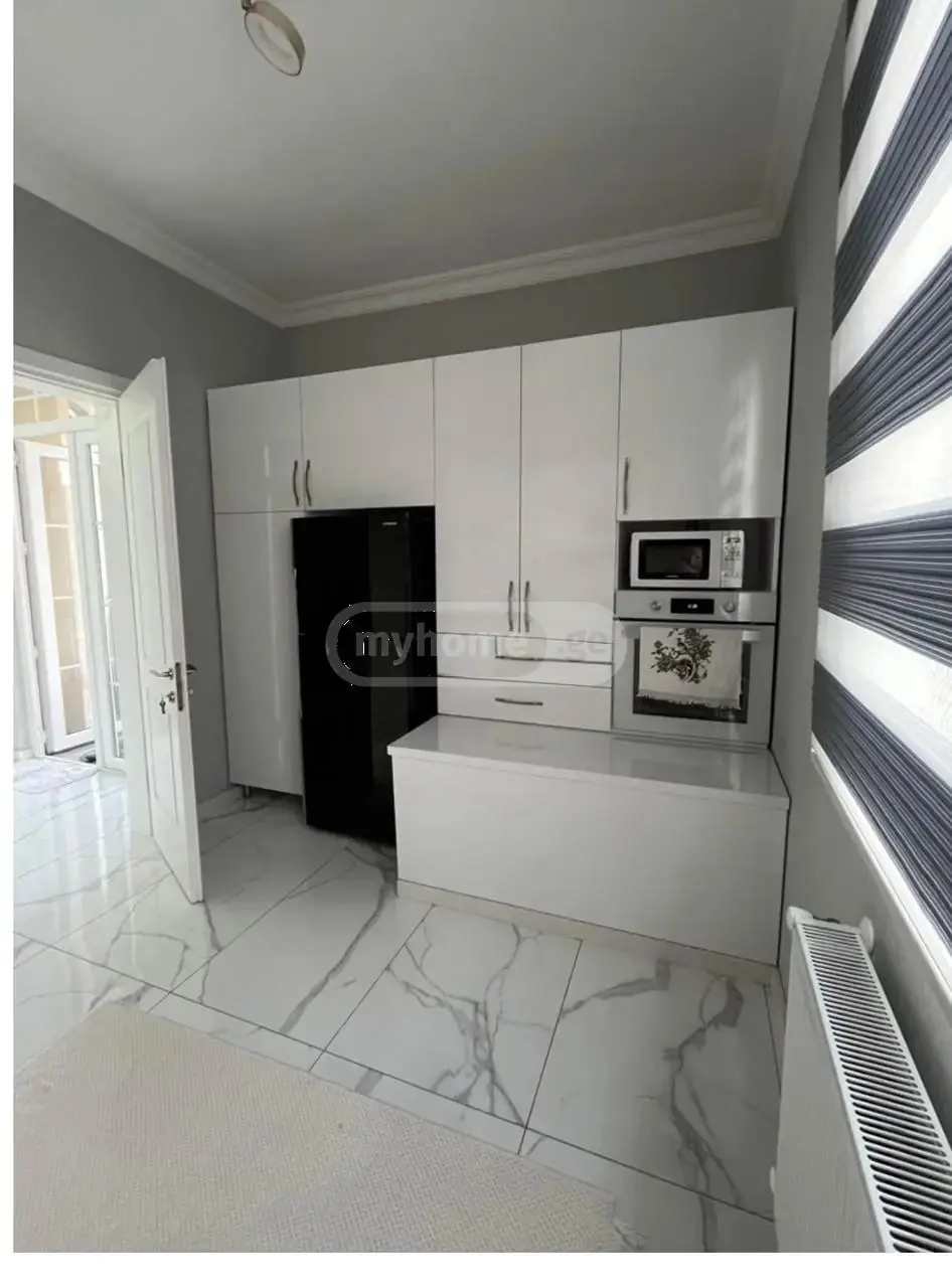 For Rent 4 Room Private House view 8