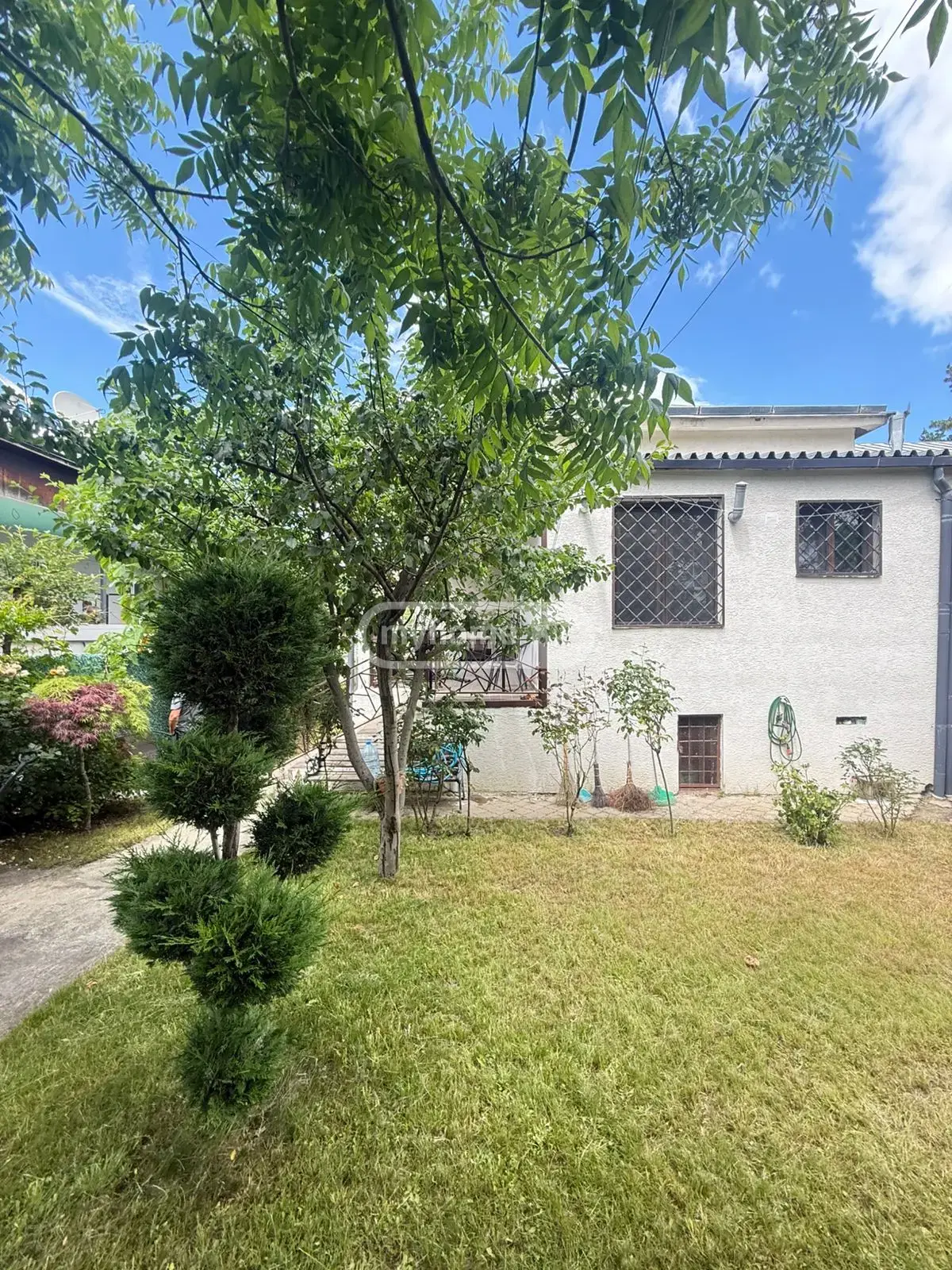 For Sale 4 Room Country House view 1