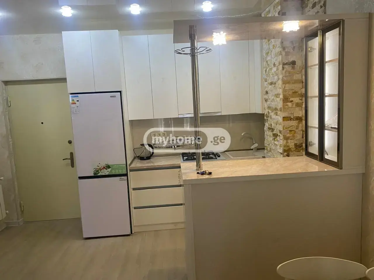 For Rent 2 Room Apartment Kutaisshi view 5