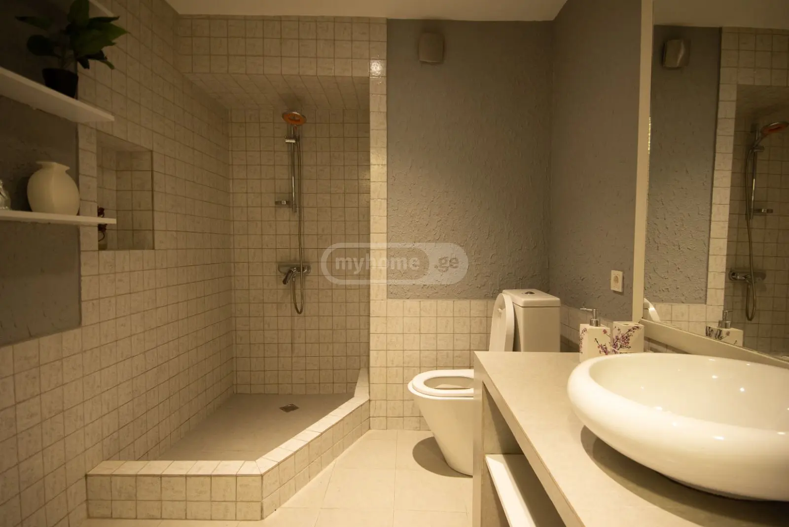 For Rent 5 Room Apartment Veraze, 4 of 12