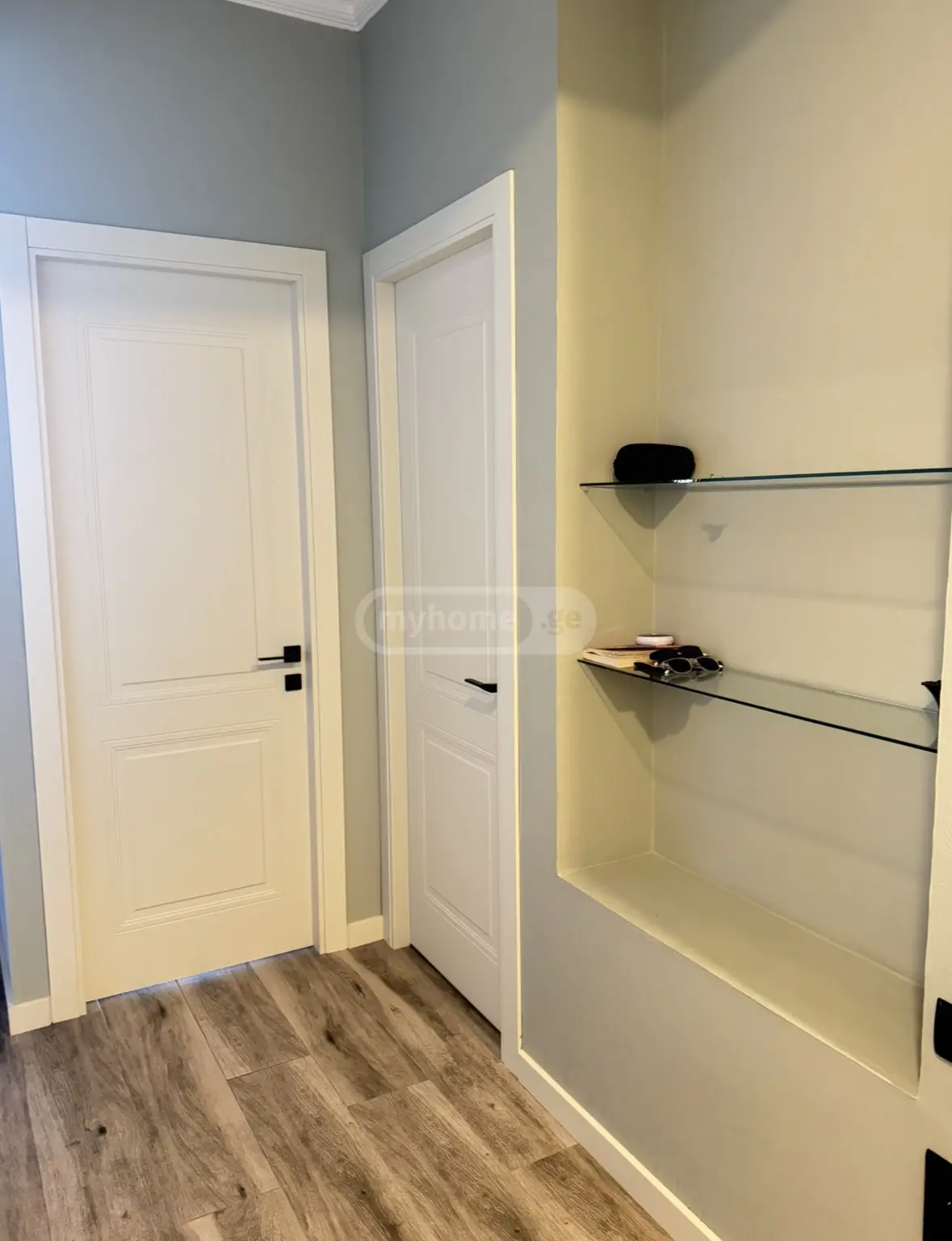 For Sale 3 Room Apartment, 6 of 12