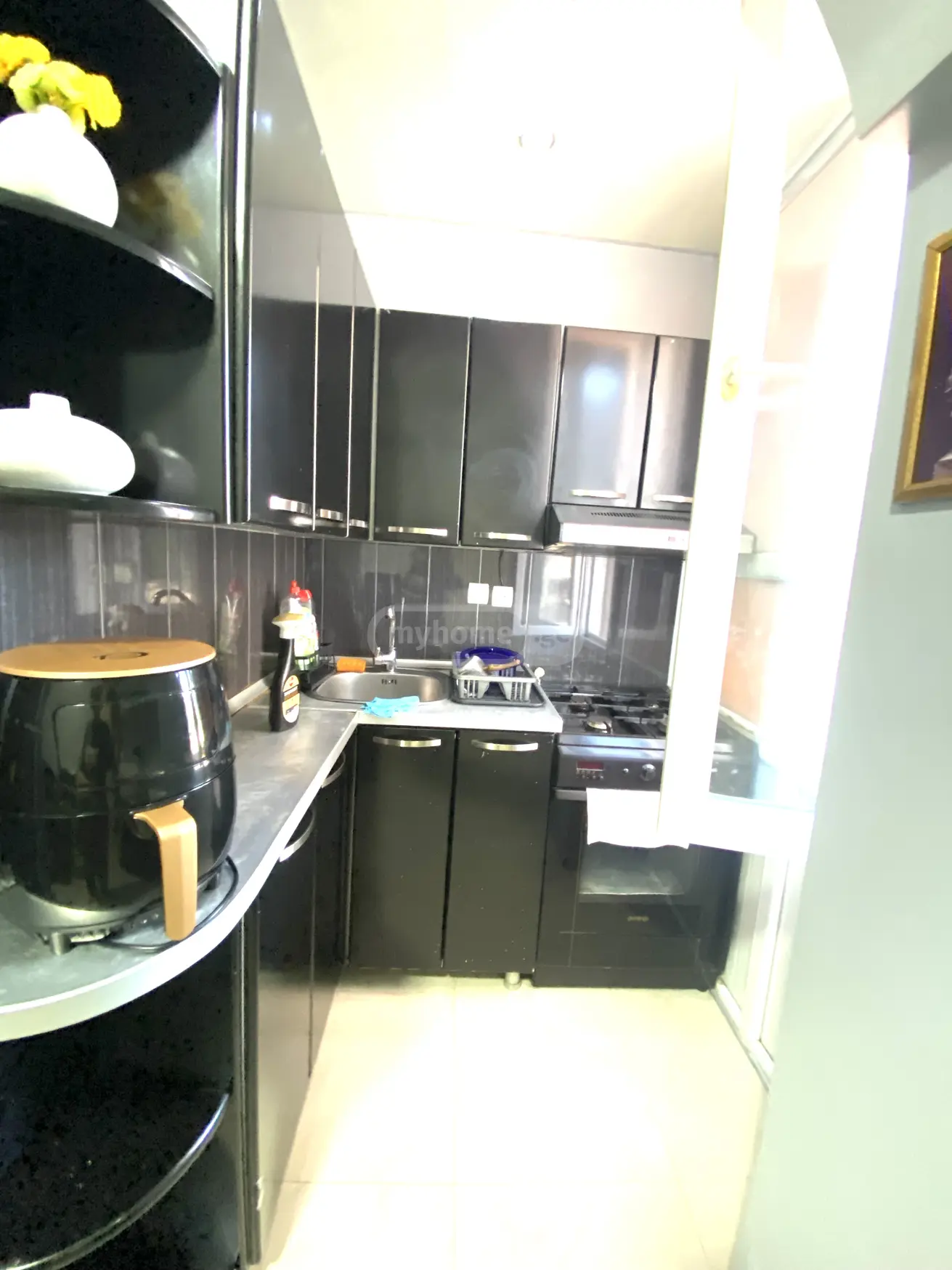 For Rent 3 Room Apartment, 2 of 12