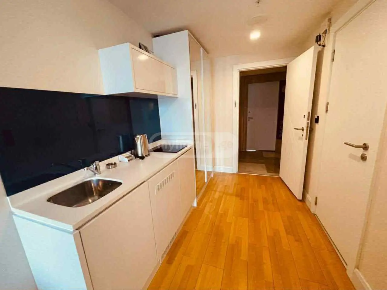 For Sale 1 Room Sastumro view 6