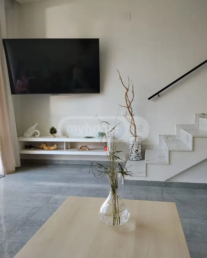 For Sale 3 Room Private House view 5