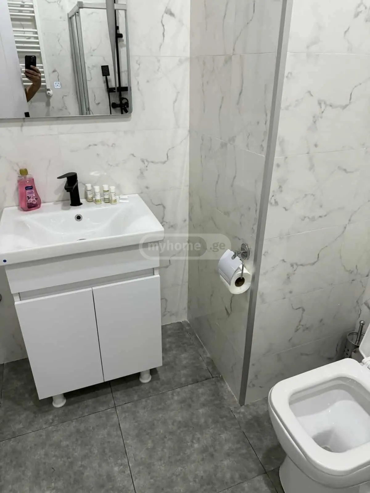 Daily Rent 1 Room Sastumro view 3