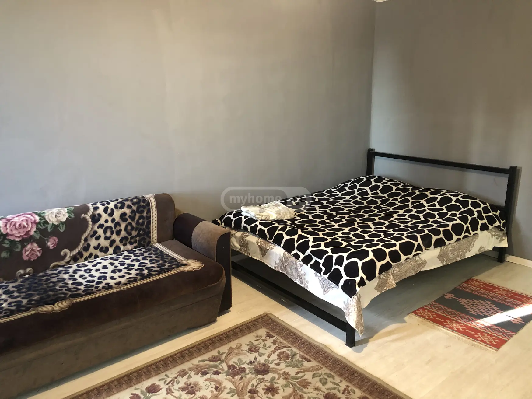 Daily Rent 1 Room Apartment Kutaisshi view 7