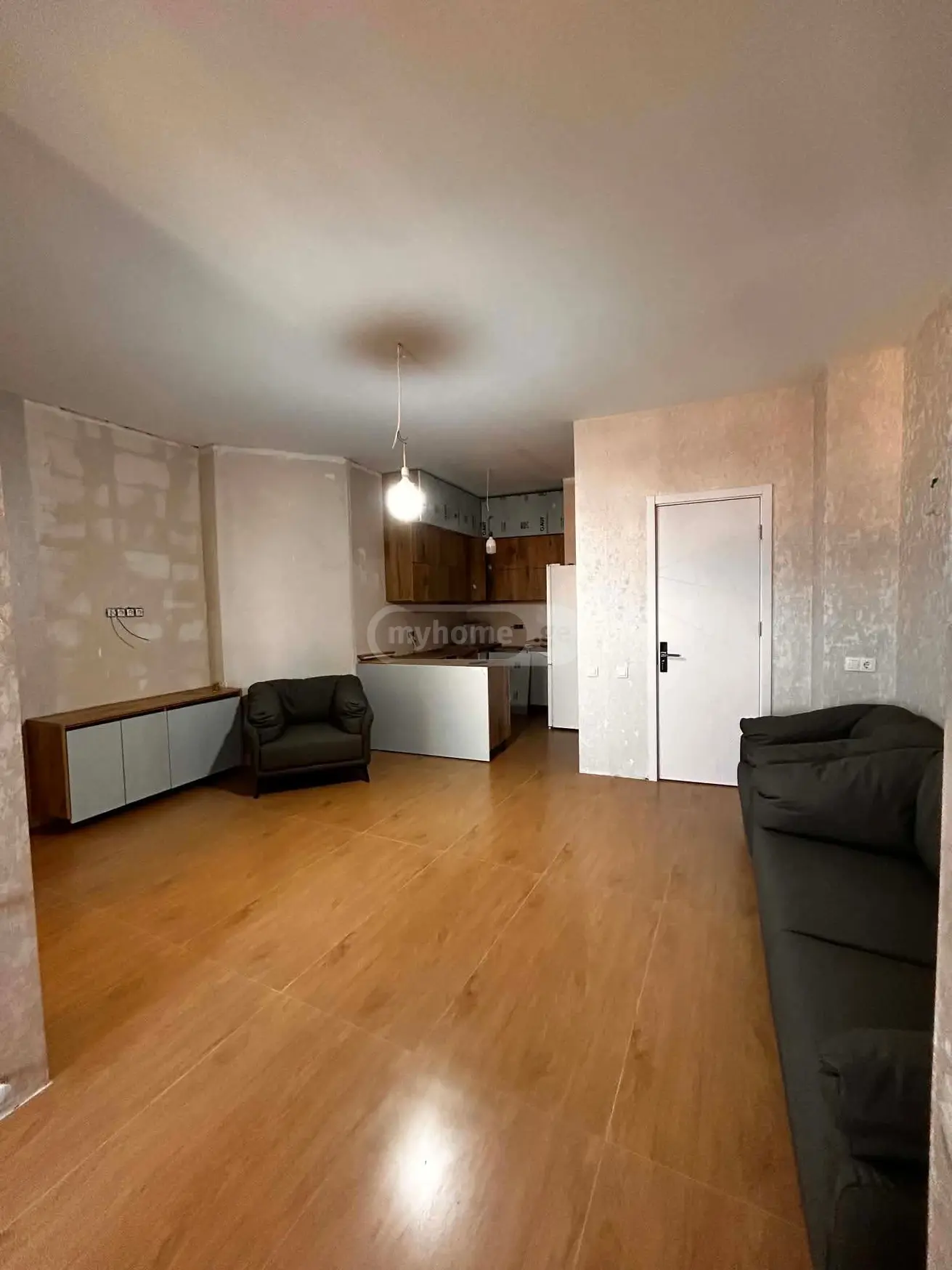 For Sale 7 Room Apartment view 5
