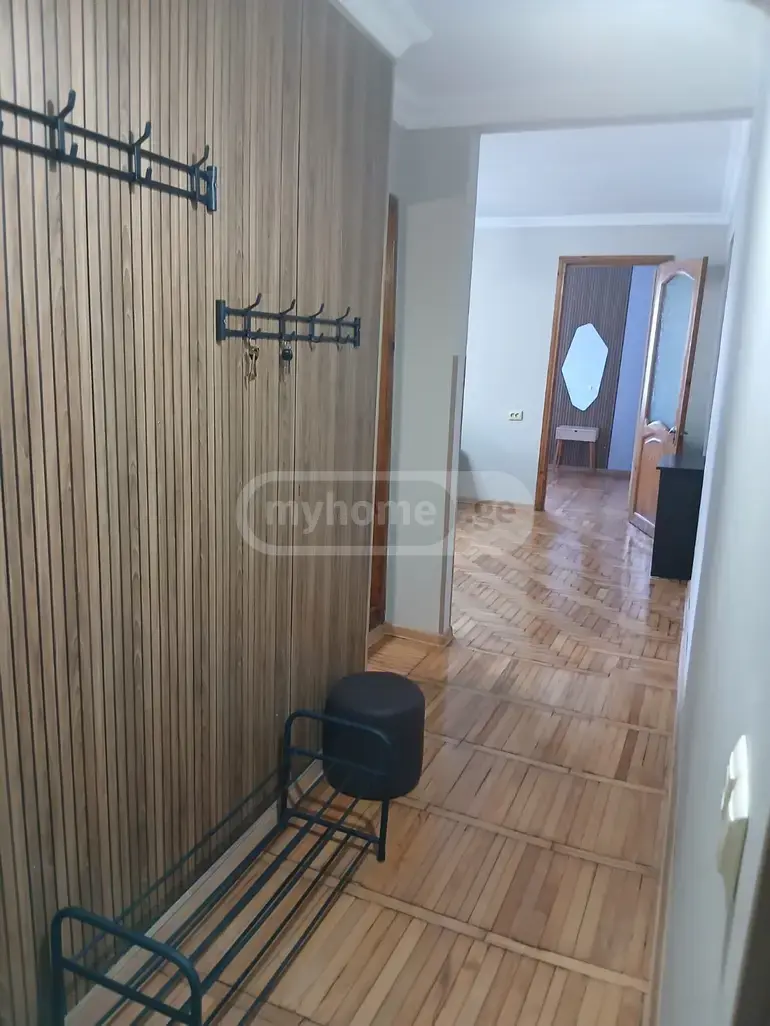 For Rent 2 Room Apartment view 2