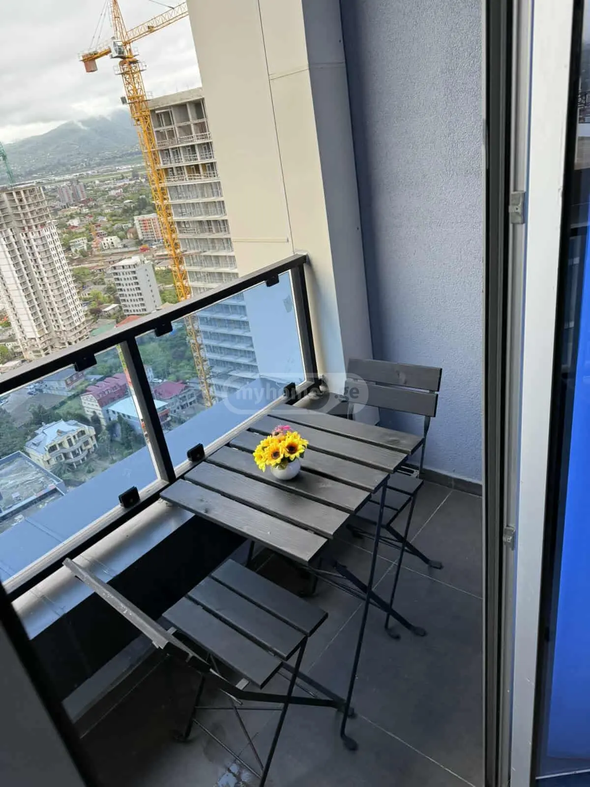 Daily Rent 1 Room Sastumro view 4