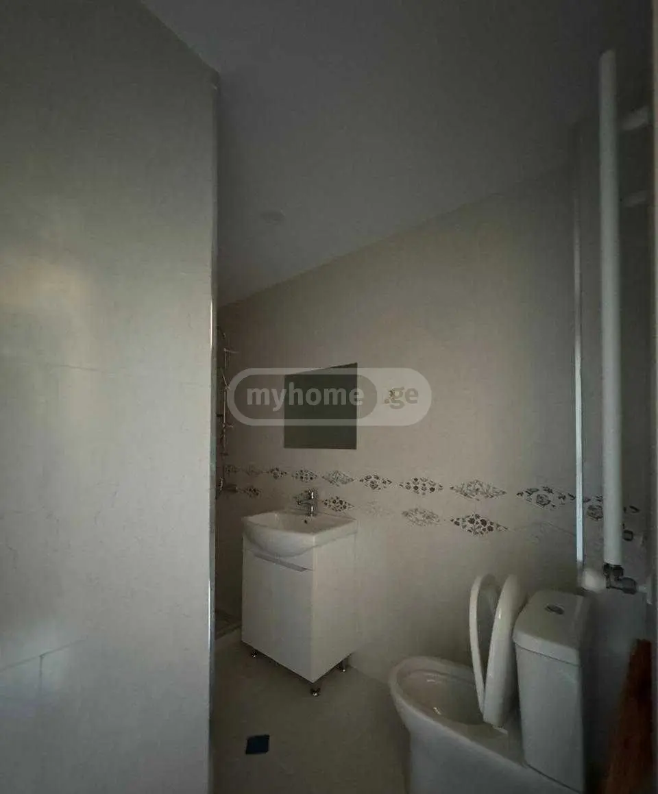 For Sale 3 Room Country House Borjomshi view 5
