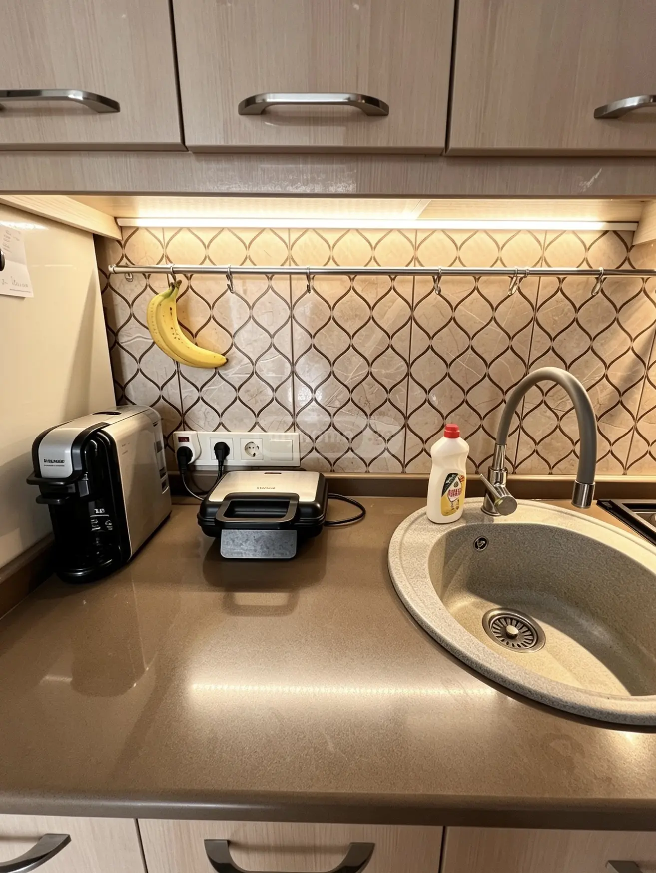 For Rent 1 Room Apartment, 7 of 12