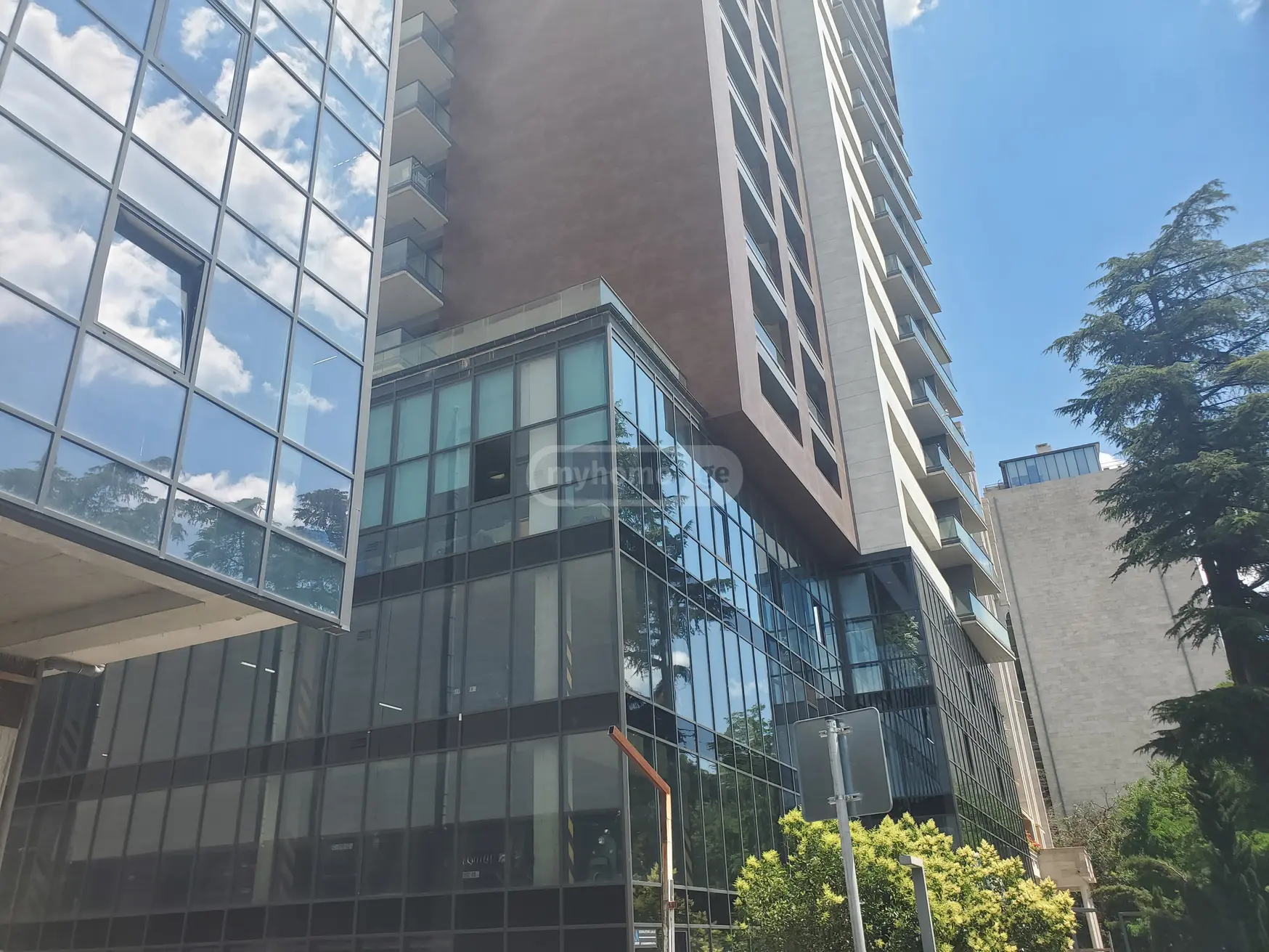 For Sale 3 Room Apartment, 1 of 11