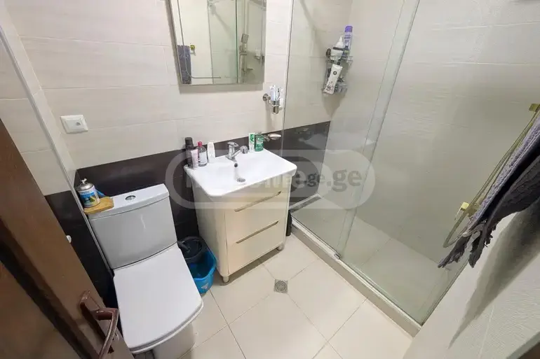 For Sale 4 Room Apartment Kutaisshi view 3