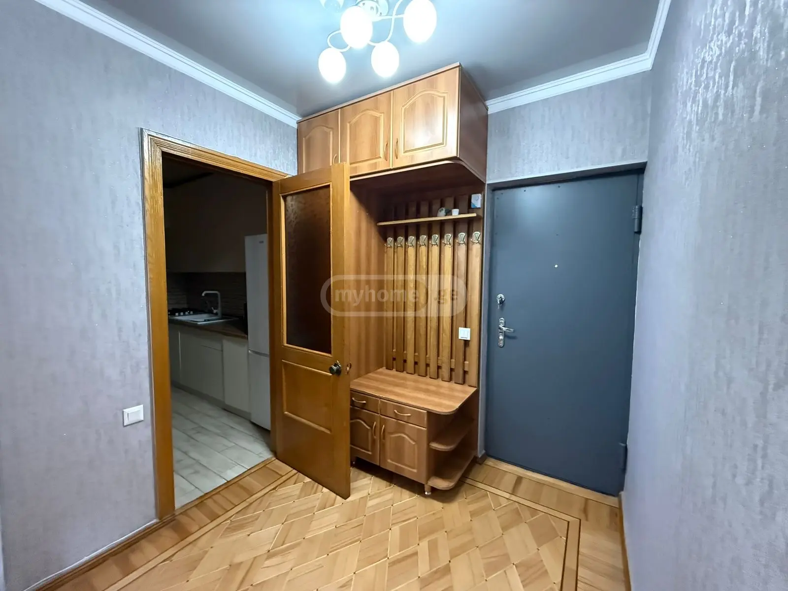 Посуточно 3-комната Квартира в Kutaisshi view 5