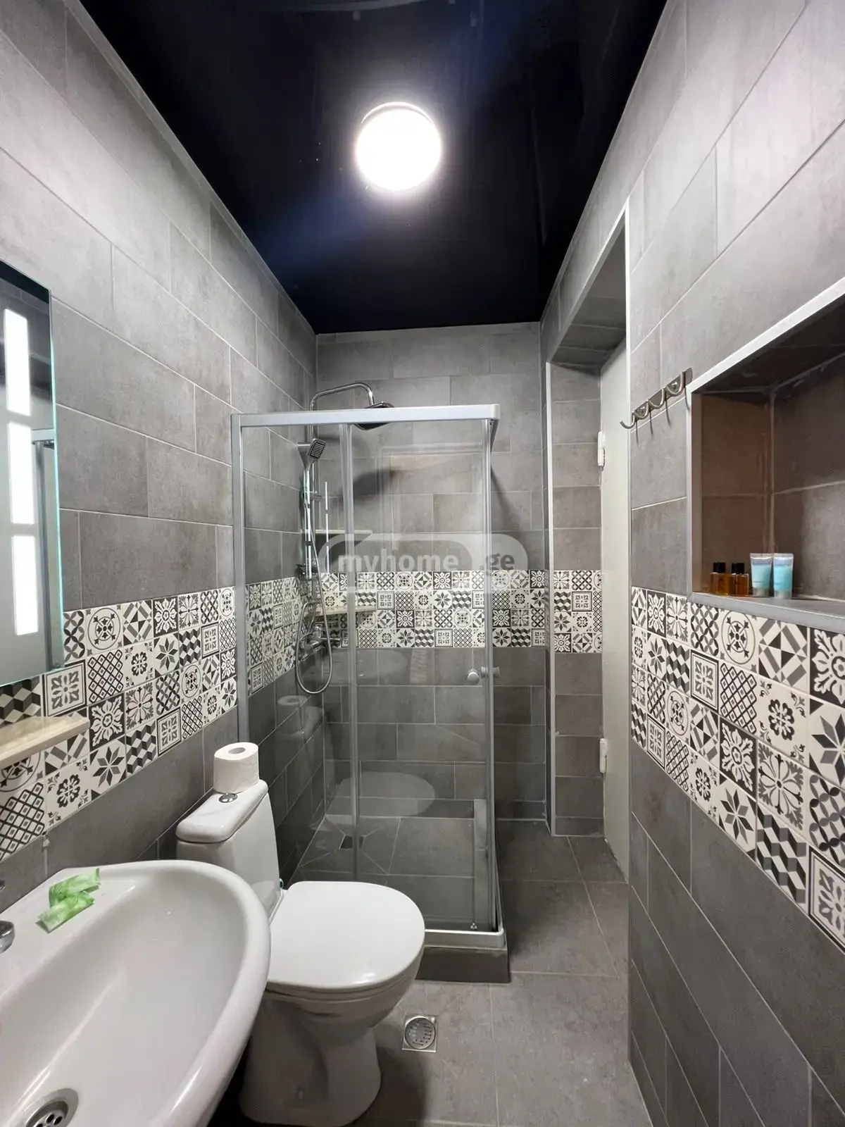 For Rent 10+ Room Private House In Batumi view 12