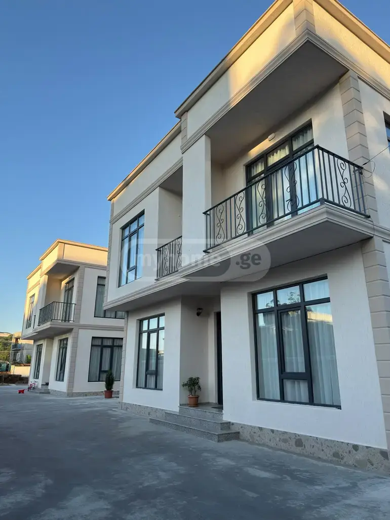 For Rent 8 Room Country House view 1