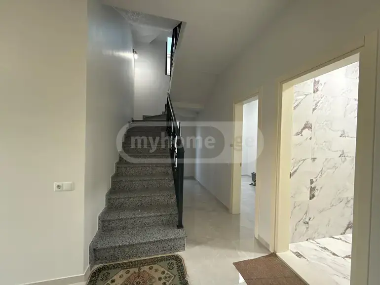 For Rent 8 Room Country House view 10