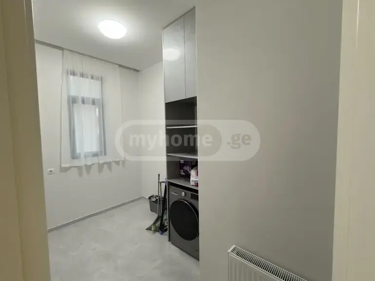 For Rent 8 Room Country House view 2
