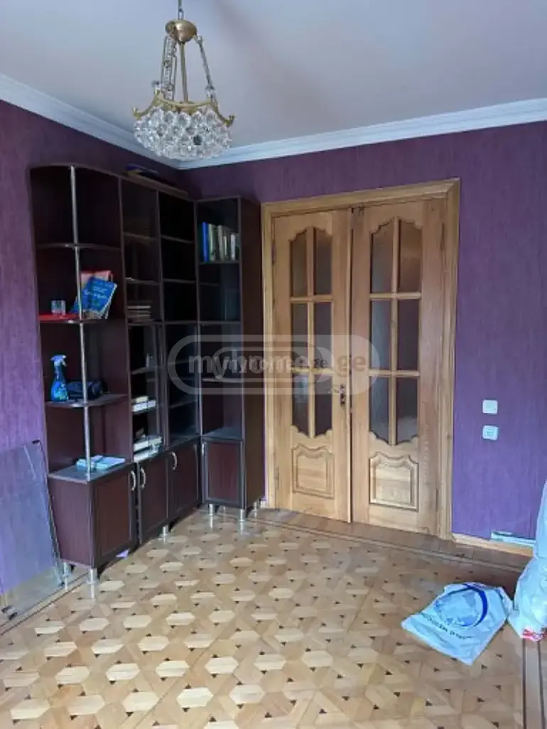 For Sale 5 Room Apartment Kutaisshi view 5