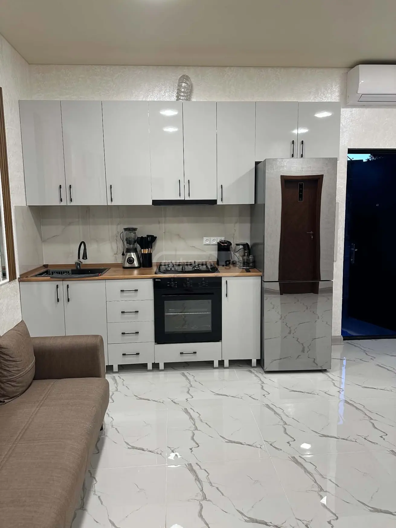 For Rent 3 Room Apartment Kobuletis Munitsipalitetshi view 10