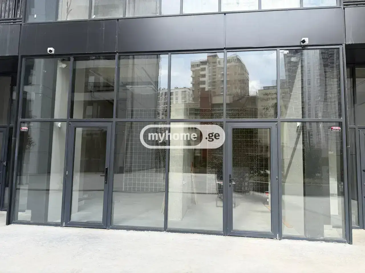 For Sale Universaluri Commercial Space Dighmis Masivshi view 28
