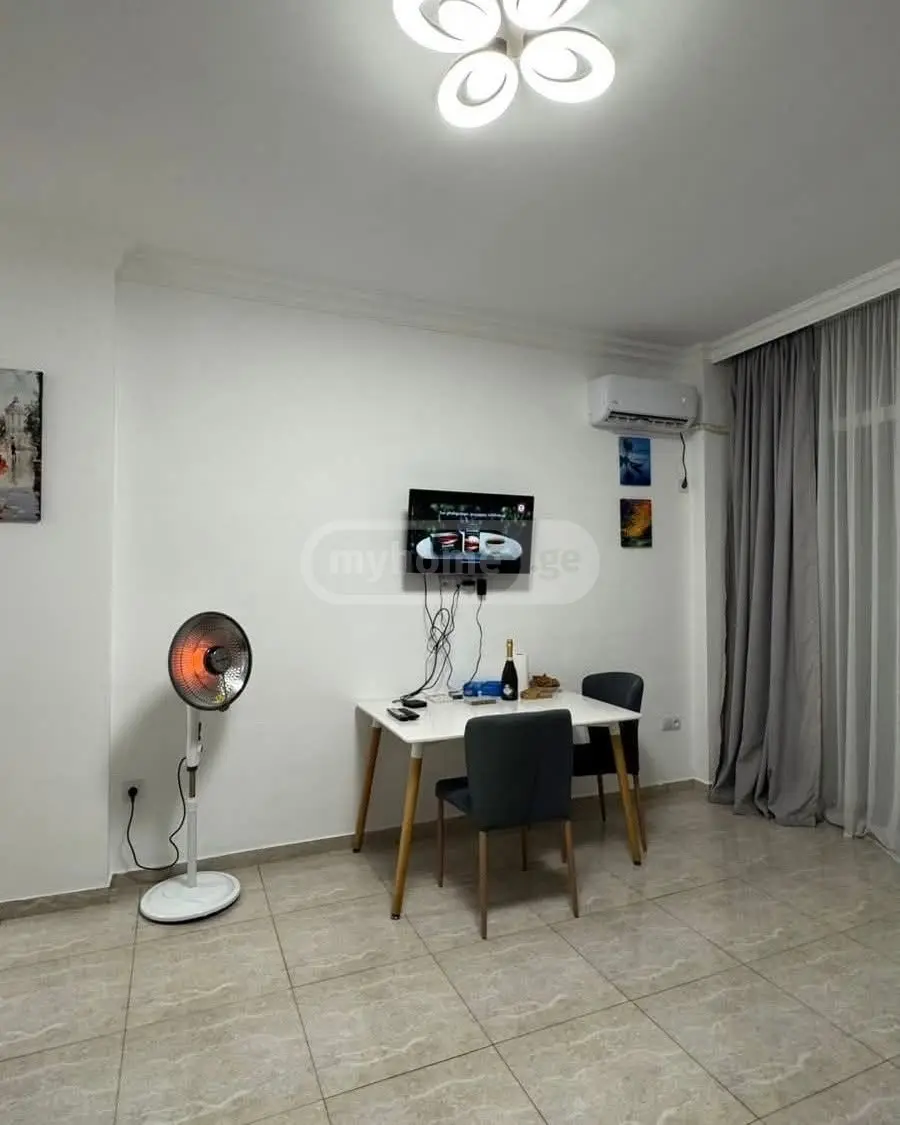 For Sale 2 Room Apartment view 2