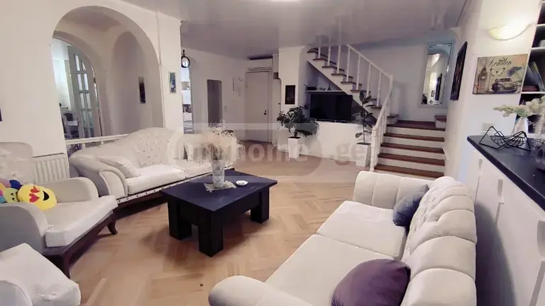 5 Room Flat For Sale view 24