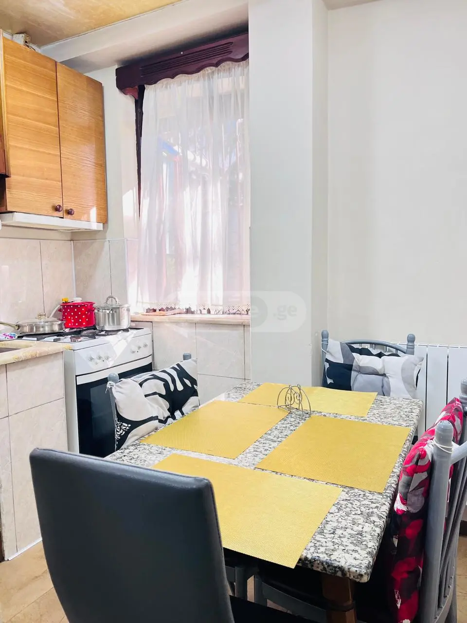 Daily Rent 5 Room Apartment, 2 of 12
