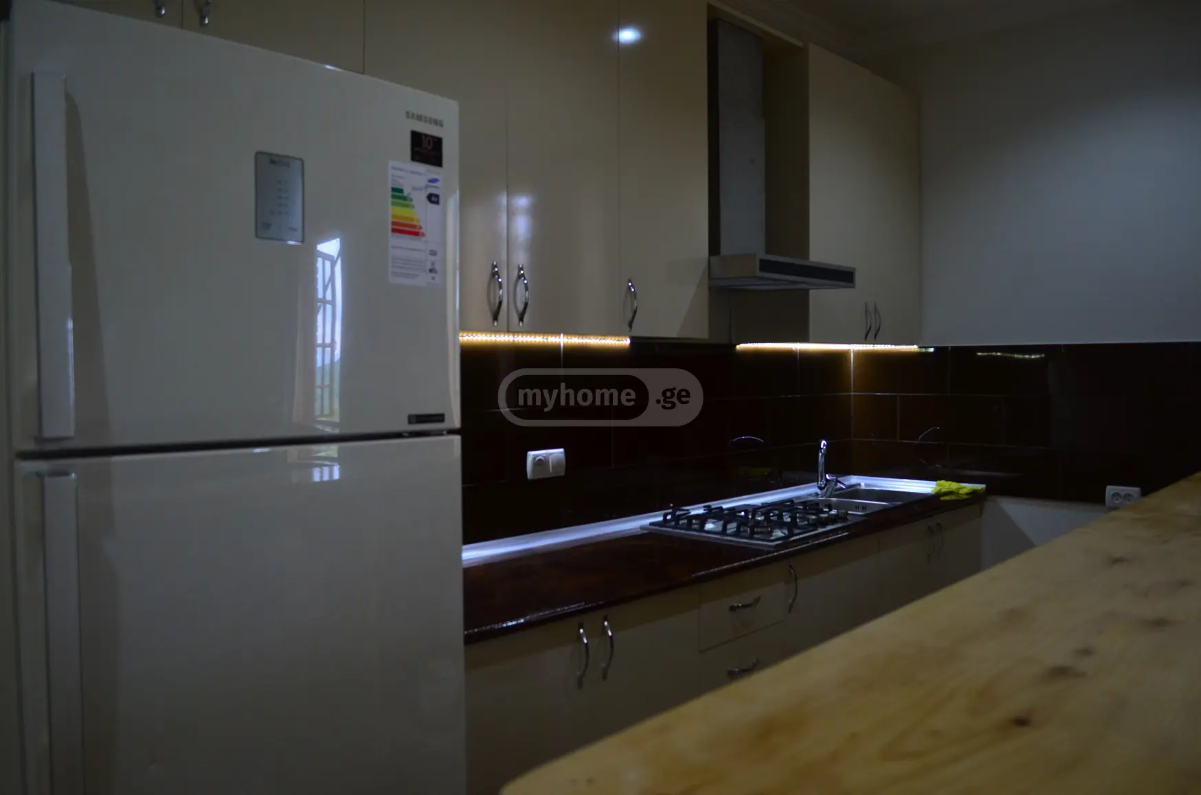 Daily Rent 9 Room Sastumro Ambrolaurshi view 6