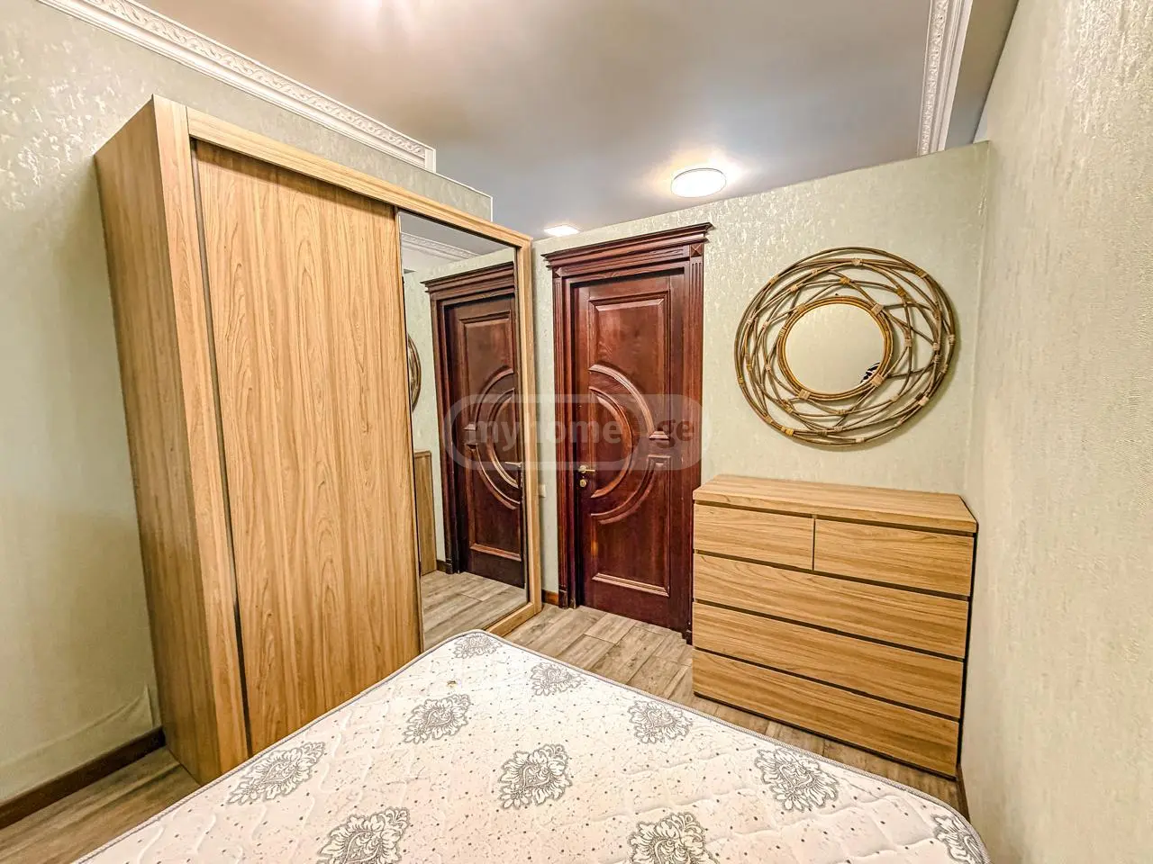 3 Room Flat Daily Rent. Vake view 22